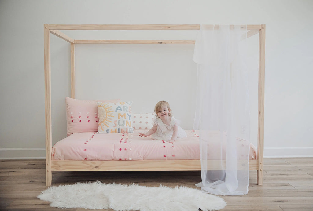 Natural Wood Canopy Bed with Slats and Legs (H-109-N)