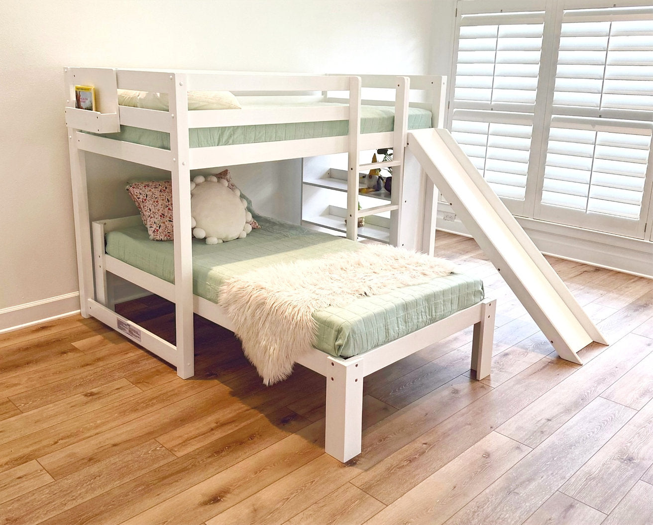 L Shaped Bunk Beds with Storage & Slide (LB-1420 & TB-128-W)